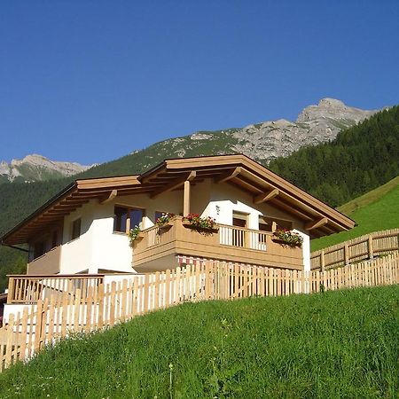 Апартаменты Haus Harbauer Нойштифт-им-Штубайталь Экстерьер фото