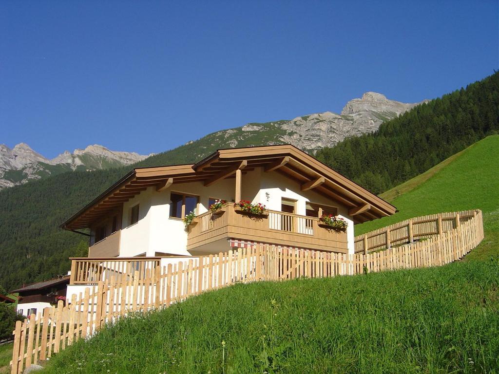 Апартаменты Haus Harbauer Нойштифт-им-Штубайталь Экстерьер фото